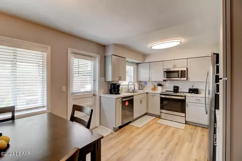 396 Collins St, Ormond Beach, FL 32174 photo 10