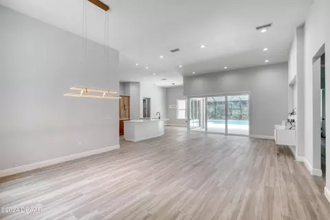 Living - 260 Spreading Oak Ln, Ormond Beach, FL 32174 photo 7 of 11