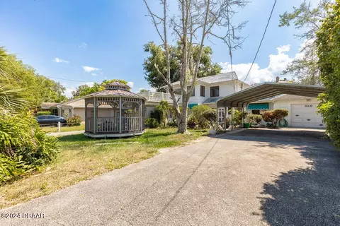 826 Daytona Ave, Holly Hill, FL 32117