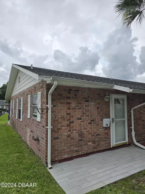 36 Fairway Ct, Deland, FL 32724