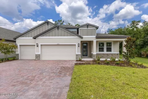 3252 Legends Preserve Dr, Daytona Beach, FL 32124