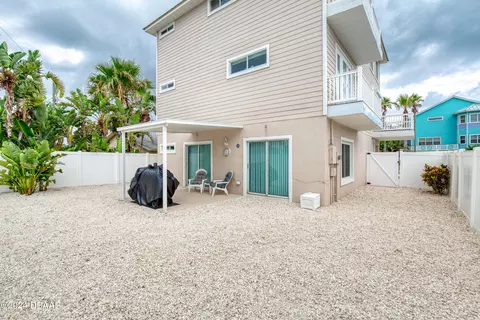 Exterior - 100 Marlin Dr, Ormond Beach, FL 32176 photo 11 of 13