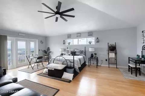Bedroom - 100 Marlin Dr, Ormond Beach, FL 32176 photo 4 of 7