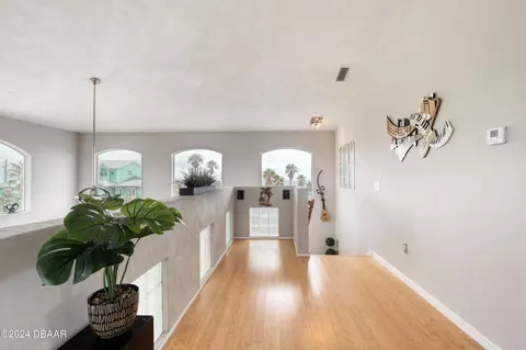 Entry Way - 100 Marlin Dr, Ormond Beach, FL 32176 photo 5 of 7