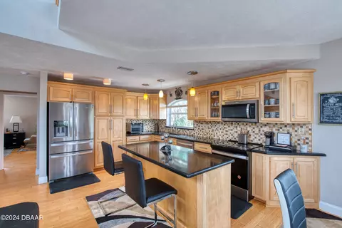 Kitchen - 100 Marlin Dr, Ormond Beach, FL 32176 photo 4 of 4