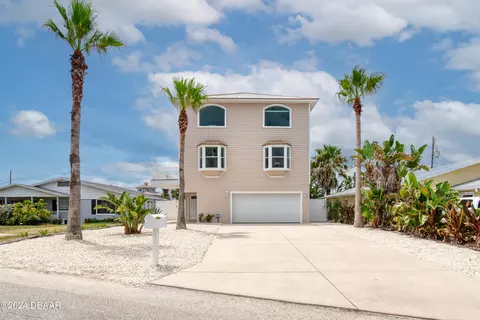 Exterior - 100 Marlin Dr, Ormond Beach, FL 32176 photo 2 of 13