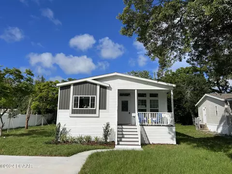 1805 Woodcrest Dr, Ormond Beach, FL 32174