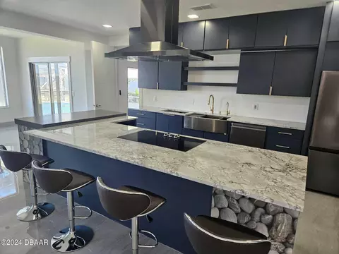 Kitchen - 1327 Oak Forest Dr, Ormond Beach, FL 32174 photo 4 of 11