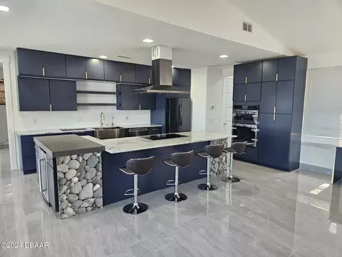 Kitchen - 1327 Oak Forest Dr, Ormond Beach, FL 32174 photo 3 of 11