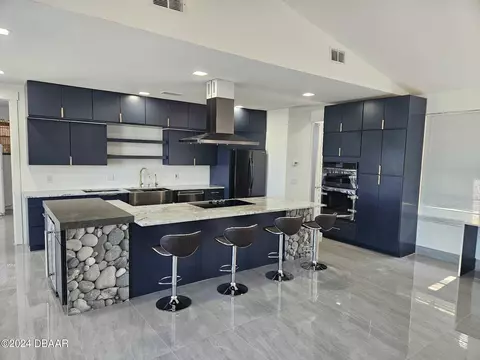 Kitchen - 1327 Oak Forest Dr, Ormond Beach, FL 32174 photo 9 of 11