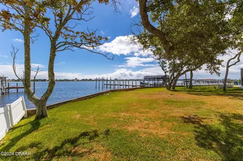 View/Area - 1327 Oak Forest Dr, Ormond Beach, FL 32174 photo 1 of 13