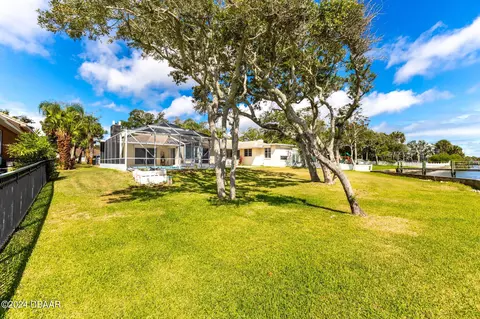 Exterior - 1327 Oak Forest Dr, Ormond Beach, FL 32174 photo 6 of 11