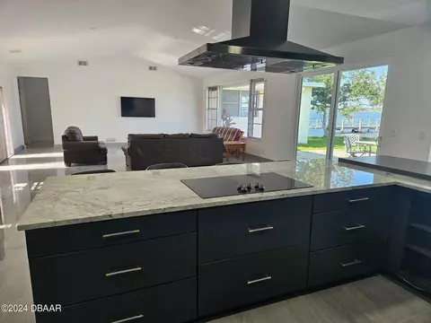Kitchen - 1327 Oak Forest Dr, Ormond Beach, FL 32174 photo 10 of 11