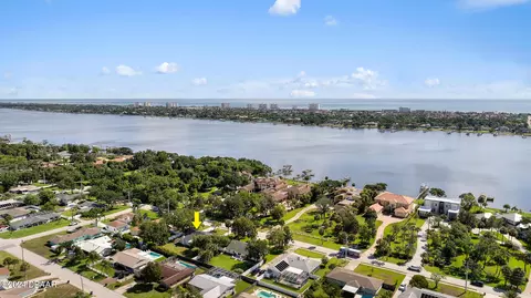 View/Area - 742 N Beach St, Ormond Beach, FL 32174 photo 3 of 7