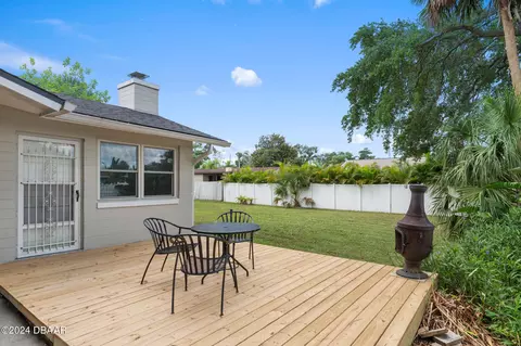 Exterior - 742 N Beach St, Ormond Beach, FL 32174 photo 6 of 10