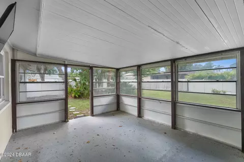 Exterior - 742 N Beach St, Ormond Beach, FL 32174 photo 3 of 10