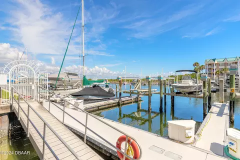 4621 Rivers Edge Village Ln #115, Port Orange, FL 32127