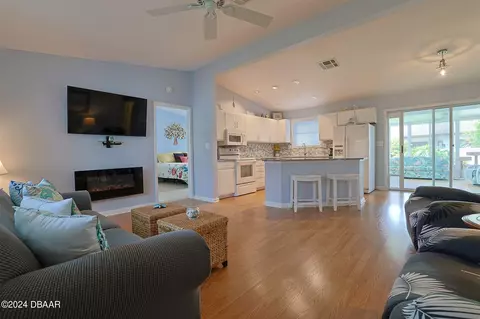 148 Avalon Dr, Ormond Beach, FL 32176 photo 9