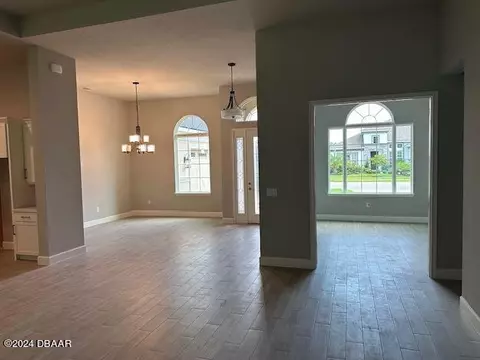 Living - 508 Stirling Bridge Dr, Ormond Beach, FL 32174 photo 1 of 2