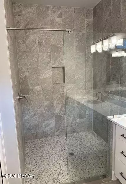 Bath - 508 Stirling Bridge Dr, Ormond Beach, FL 32174 photo 2 of 2