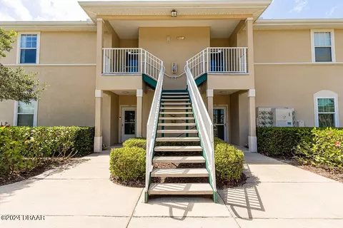 830 Airport Rd #215, Port Orange, FL 32128