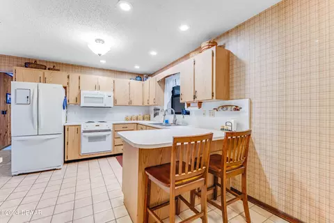 Kitchen - 1312 Overbrook Dr, Ormond Beach, FL 32174 photo 2 of 3