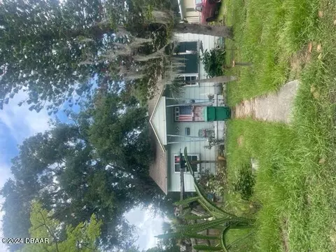 130 15th St, Holly Hill, FL 32117