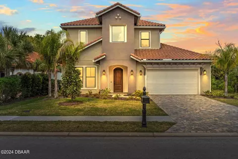 13 Emerald Lake Ct, Palm Coast, FL 32137