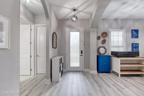 Entry Way - 631 Elk River Dr, Ormond Beach, FL 32174 photo 2 of 9