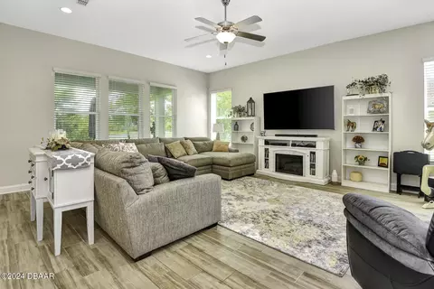 56 Ashford Lakes Dr, Ormond Beach, FL 32174 photo 6