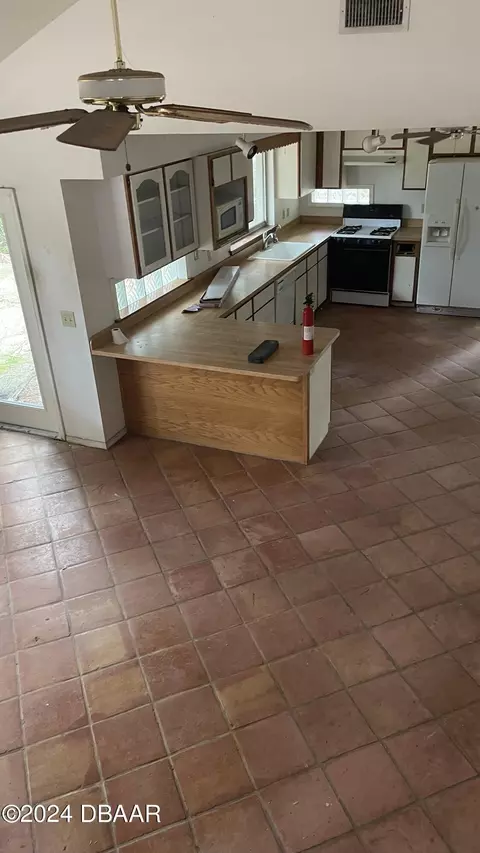 Kitchen - 1085 Hall Rd, Malabar, FL 32950 photo 1 of 2