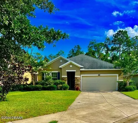 129 Grande Berwick Ct, Daytona Beach, FL 32124