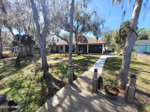 Exterior - 175 Whitcomb Dr, Geneva, FL 32732 photo 16 of 20