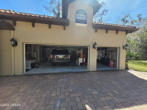 Exterior - 175 Whitcomb Dr, Geneva, FL 32732 photo 13 of 20