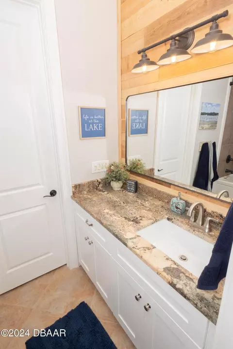 Bath - 175 Whitcomb Dr, Geneva, FL 32732 photo 14 of 17