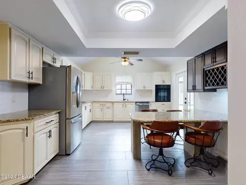 Kitchen - 30 Choctaw Trl, Ormond Beach, FL 32174 photo 2 of 15