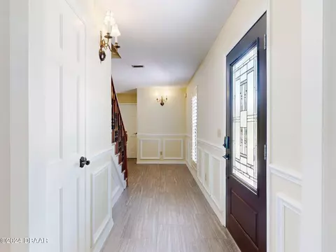 Entry Way - 30 Choctaw Trl, Ormond Beach, FL 32174 photo 1 of 11