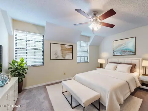 Bedroom - 30 Choctaw Trl, Ormond Beach, FL 32174 photo 11 of 36