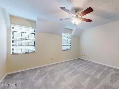 Bedroom - 30 Choctaw Trl, Ormond Beach, FL 32174 photo 5 of 36