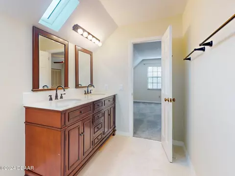 Bath - 30 Choctaw Trl, Ormond Beach, FL 32174 photo 7 of 8