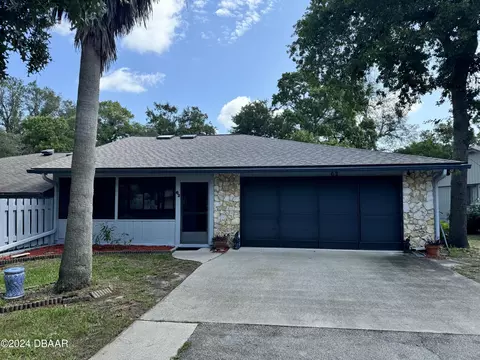 62 Crooked Pine Rd, Port Orange, FL 32128