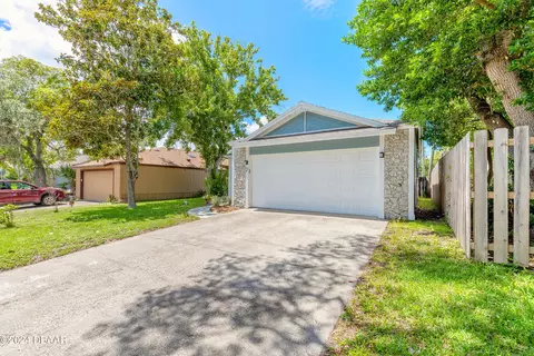 7 Winding Woods Trl, Ormond Beach, FL 32174 photo 3