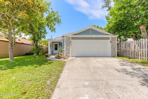 7 Winding Woods Trl, Ormond Beach, FL 32174 photo 2