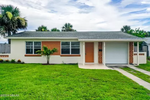 4 Sunny Shore Dr, Ormond Beach, FL 32176 photo 2