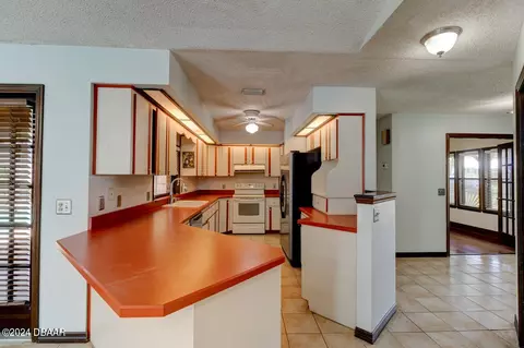10 Edgewood Way, Ormond Beach, FL 32174 photo 6