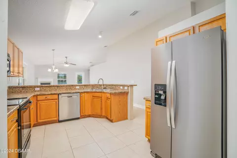 811 Star Reef Ln, Edgewater, FL 32132 photo 11