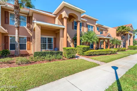 228 N Airport Rd, New Smyrna Beach, FL 32168