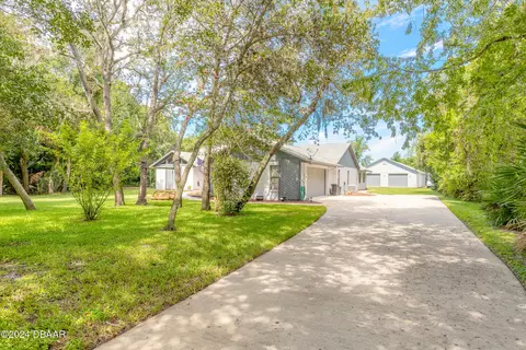 5803 Spruce Creek Woods Dr, Port Orange, FL 32127