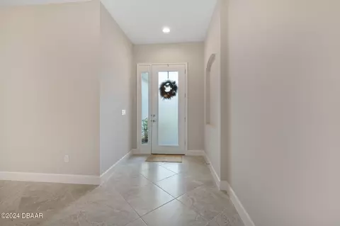 860 Pinewood Dr, Ormond Beach, FL 32174 photo 5