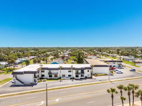 2101 N Atlantic Ave #1, Daytona Beach, FL 32118